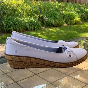 Grasshoppers Shoes -Size 9. Excellent Condition!